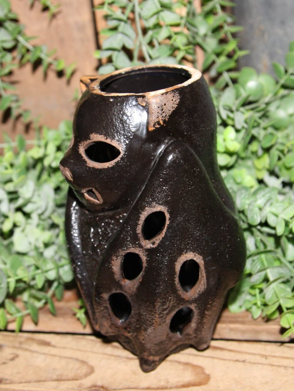 Unique Dark Moody Gothic Acedamia VTG Ceramic Filigree Bat Tea Light Holder - Picture 2 of 6